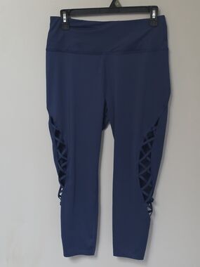 Avia Indigo Essence Navy Capri Leggings